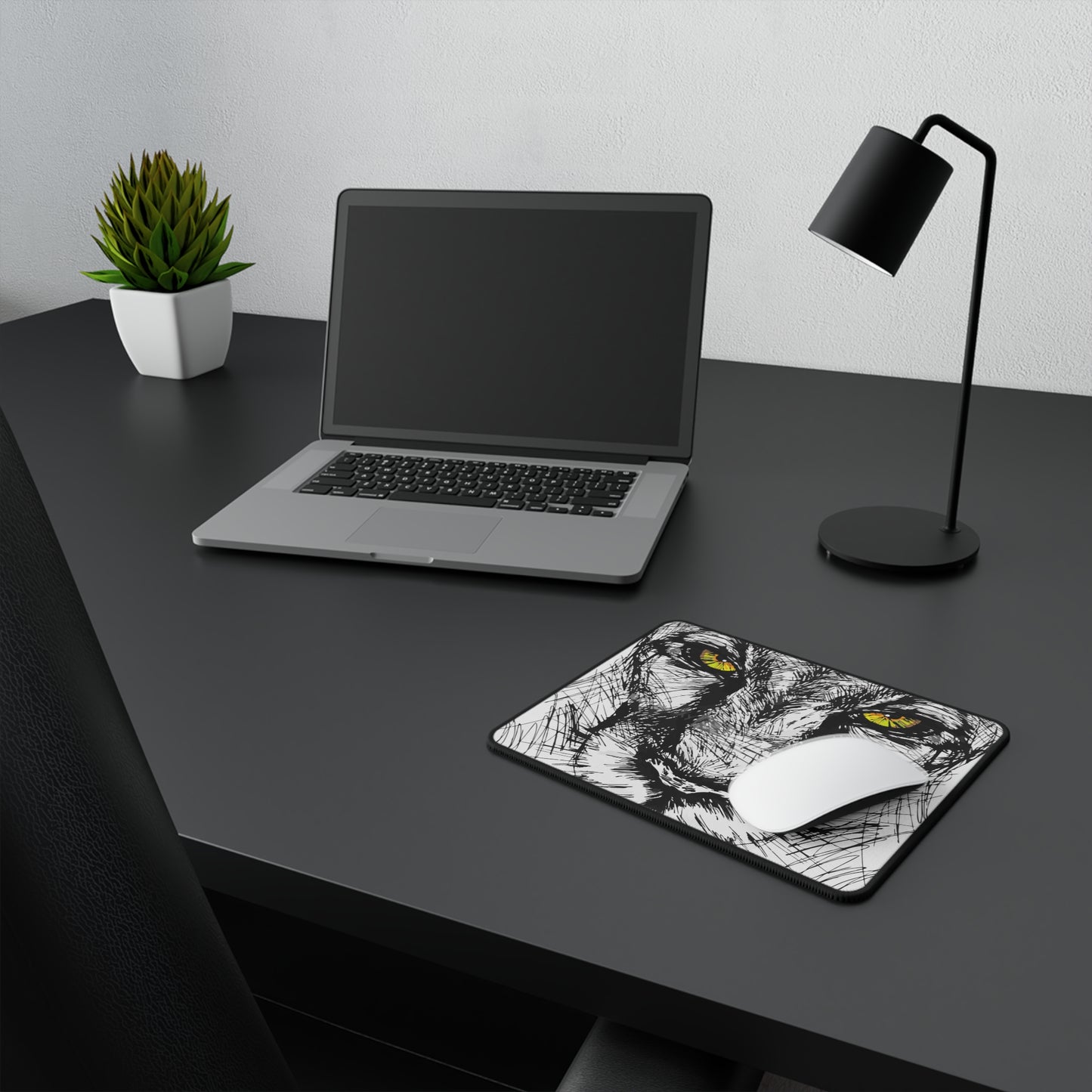Lion Sketch Gaming Mouse Pad — Yellow-Eyed Non-Slip Desk Pad