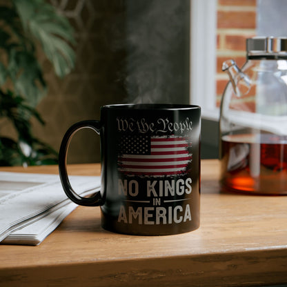 We The People No Kings in America Mug – Patriotic Coffee Cup – Vintage USA Flag Gift