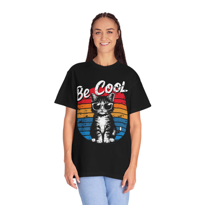 Be Cool Retro Cat Unisex T-Shirt – Vintage 80s Style Graphic Tee for Cat Lovers