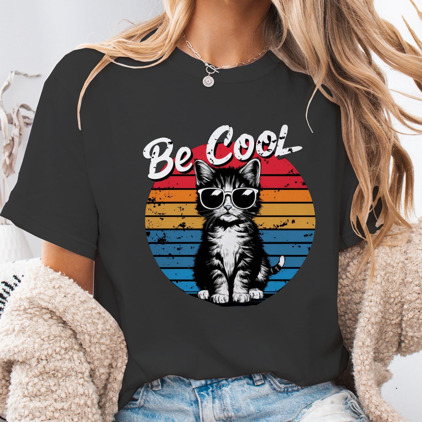 Be Cool Retro Cat Unisex T-Shirt – Vintage 80s Style Graphic Tee for Cat Lovers