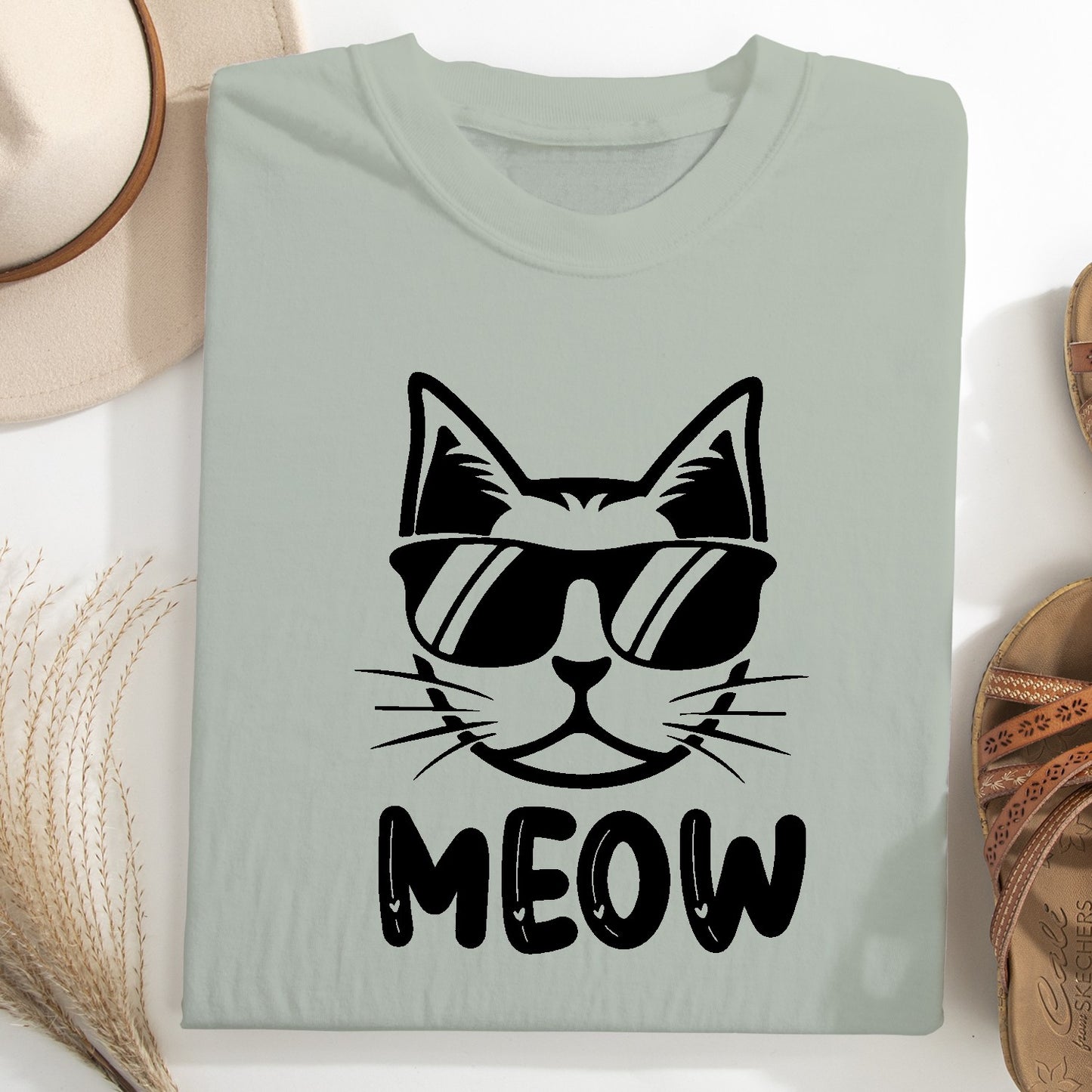 Cool Cat MEOW Unisex T-Shirt – Funny Minimal Cat Lover Tee