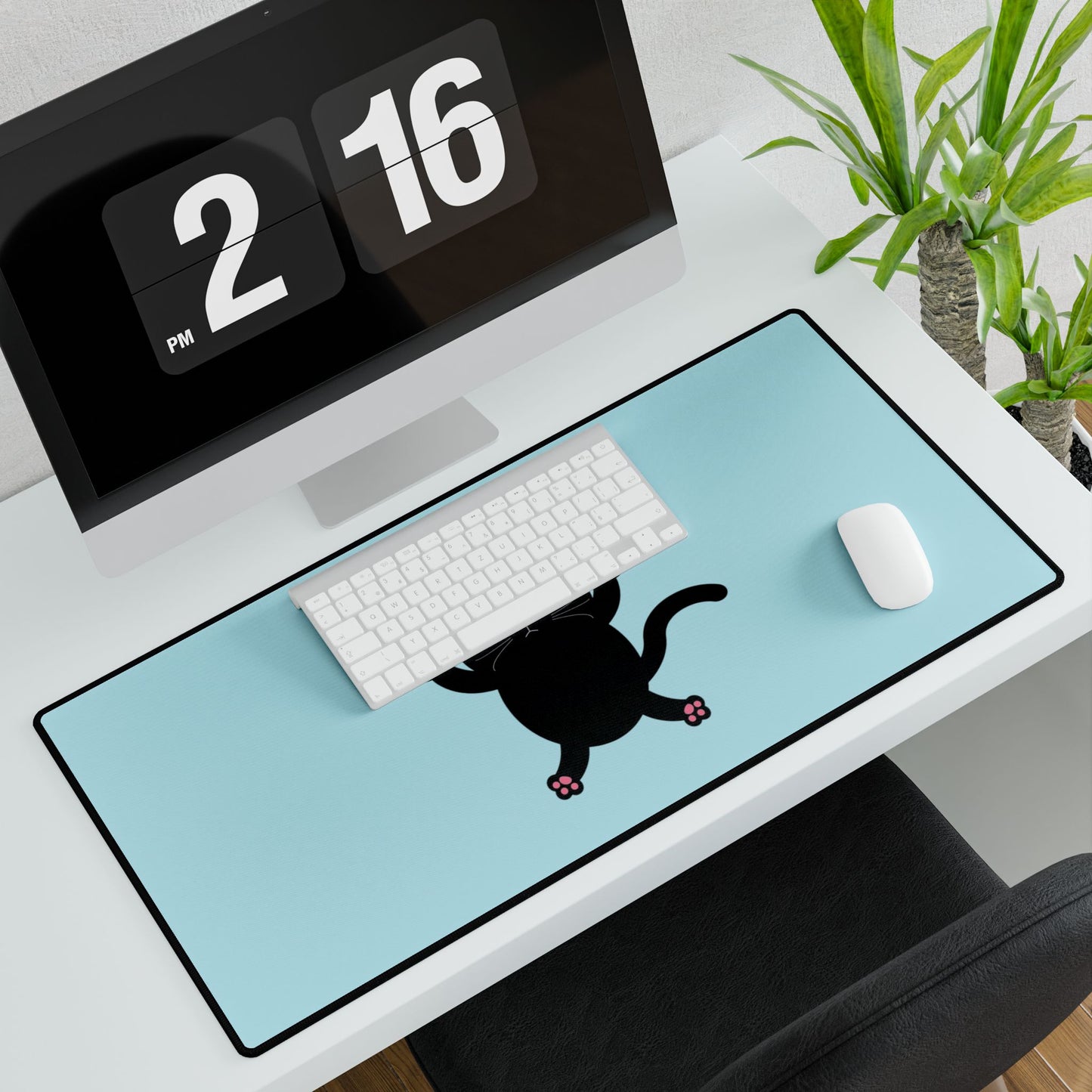 Cute Scratching Black Cat Desk Mat — Large Mouse Pad for Desk, PC & Gaming